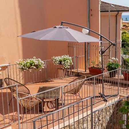 Officine Bordighera Hotell Exteriör bild